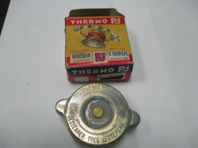 Datsun 1000, Fiat 600,1100, 1300, Lancia Flavia, Flaminia radiator cap NOS BL241 - Image 1 of 4