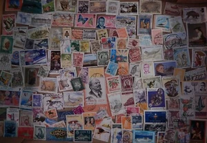Lote de estampillas de todo el mundo colección fotos sin elegir todas 200+ - Imagen 1 de 10