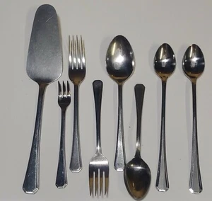 Towle Supreme Cutlery Chestnut Hill Flatware Lot 8 pc - Picture 1 of 3