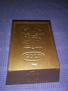 5 VEGAS Robusto Gold "Bar" slide top cigar box - measures 7 3/4 x 6 1/4 x 3 5/8 - Picture 1 of 7