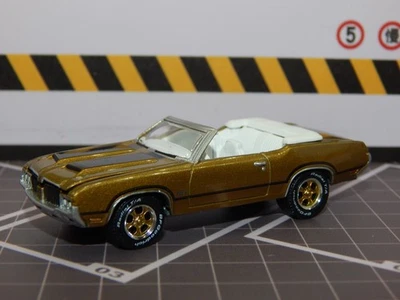'70 1970 Oldsmobile 442 Convertible Gold w/Black Stripes 1/64 Diorama Replica - Image 1 of 4