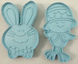 1975 Hallmark Cookie Cutters Easter Pastel Blue Chick and Bunny Rabbit Face - Picture 1 of 2