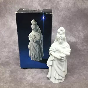 Avon Krippe Sammlerstücke Die Heiligen Drei Kaspar Porzellan Figur Beschreibung lesen - Bild 1 von 15