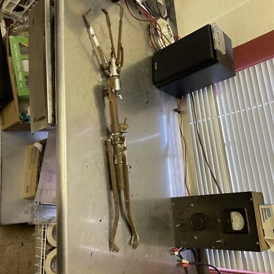 SOPORTE DE TAMBOR ROGERS PIERNA DE CISNE CAJA DE COLECCIÓN NECESITA RESTAURACIÓN RARO Foto 1 de 4