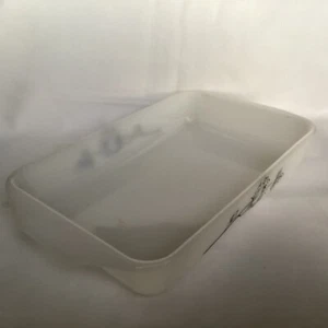 VINTAGE AGEE PYREX CASSEROLE DISH - BLACK ROSE DESIGN - RECTANGULAR - 1970s - Picture 1 of 6
