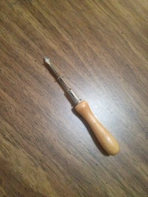 Vintage Aunt Lydia No.6 Punch Rug Crafting Tool USA Great Condition Rare Htf - Image 1 of 4