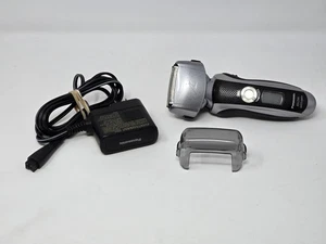 Panasonic ES-LT41 Wet/Dry Electric Shaver Razor w Charging Cord - Tested & Works - Picture 1 of 19