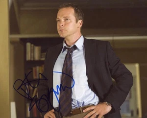 Peter Sarsgaard "Orphan" AUTOGRAPH Signed 8x10 Photo ACOA - Picture 1 of 1