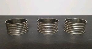 3 Vintage Sterling Silber plattiert gerippt Serviettenringe Halter Elegant Tischdeko - Bild 1 von 5