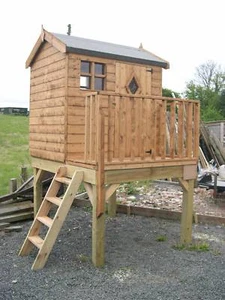 TREETOPS TREE HOUSE PLAYHOUSE INCLUDING PLATFORM - Picture 1 of 3