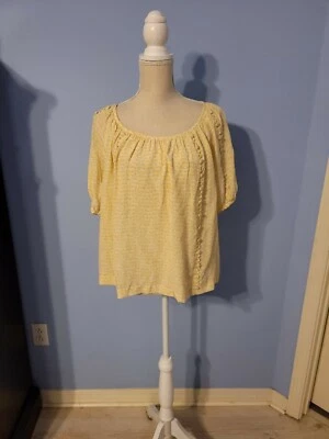 Sine Size 4 Blouse Womens Yellow Short Sleeve Round Neck  - Image 1 of 4