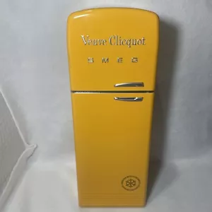 Veuve Clicquot Smeg Frigo Champagne Cooler Edizione Limitata Frigorifero in Latta - Foto 1 di 9