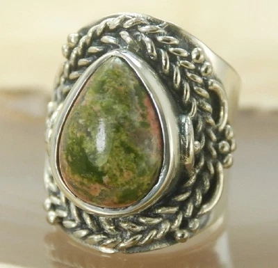 Anillo hecho a mano de plata con piedras preciosas naturales de unakita talla 9 H420 Foto 1 de 4