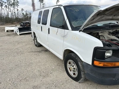 Windshield Wiper Motor Fits 03-07 EXPRESS 1500 VAN 104796847 - Image 1 of 4