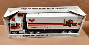 Nylint Cadet GMC 18-Wheeler Semi Tractor Trailer Versatile 875 Tractor Ad 1:16 - Picture 1 of 5