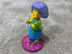 The Simpsons "Selma Bouvier Terwilliger Hutz McClure" Figurine - Nuclear Family - Picture 1 of 2