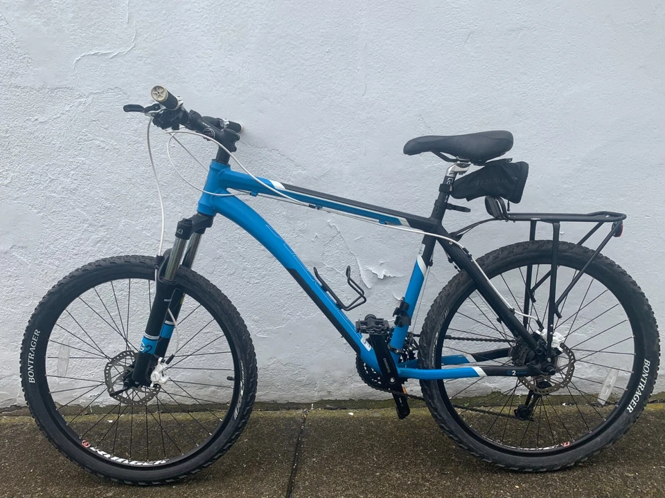 Bicicleta de Montaña Gary Fisher Wahoo 8 Velocidades SSR 19" Aluminio, Suspensión Hidráulica  Foto 1 de 4