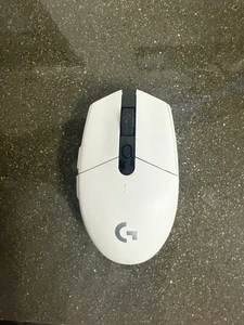 Bezprzewodowa mysz do gier Logitech G305 LIGHTSPEED PC/Mac - biała - Zdjęcie 1 z 3