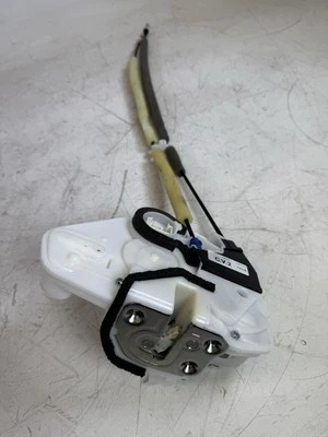 MAZDA CX-9 2016-2022 ACTUADOR DE CIERRE DE PUERTA DELANTERO IZQUIERDO DEL LADO DEL CONDUCTOR OEM Foto 1 de 4