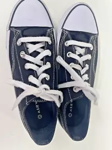 Airwalk Low Top Black Canvas White Toe Cap Lace Up Size 9 - Picture 1 of 6