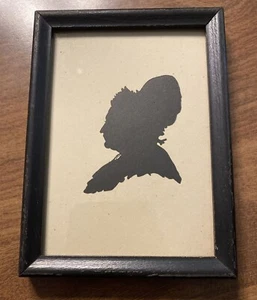 Vintage Silhouette Colonial Woman w/ Bonnet Framed B2 - Picture 1 of 12