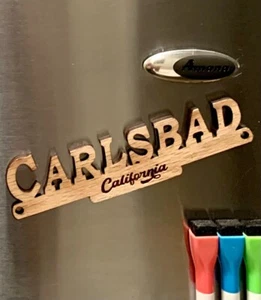 Imán de viaje de lujo para nevera artesanal de madera de Carlsbad California coleccionar recuerdos - Imagen 1 de 3