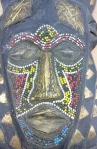 Tribal Mask Ashanti Beaded Ghana Africa Hand Carved ornate antique - Picture 1 of 6
