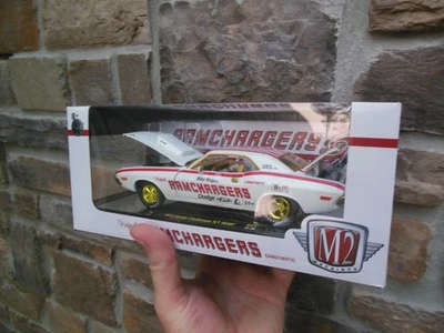 M2 MACHINES 1971 "CHASE" DODGE CHALLENGER R/T HEMI RAMCHARGER 1/500 1:24 SCALE - Image 1 of 4