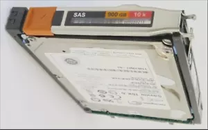 EMC 005050704 005050215 900G 10K SAS 2.5" hard drive - Picture 1 of 2