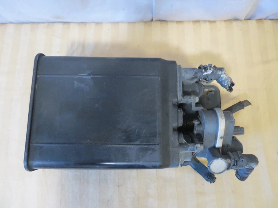 03-09 Toyota 4Runner GX470 Fuel Evap Vapor Charcoal Can Canister 77740-35530 Foto 1 de 4