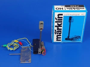 MARKLIN H0 - 7240 - HOME LIGHT SIGNAL // BOX - EXC - Picture 1 of 2