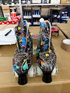 OP-0202 Damen Klassische Retro Rollschuhe mit LED Gr.40 bunt B-WARE - Bild 1 von 3