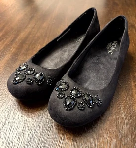 Vionic 389 Cameron schwarze flache Wildleder-Slipper mit Perlensteinen und Keilabsatz Größe 7 - Bild 1 von 5