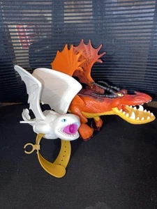 DreamWorks LIGHTFURY HOOKFANG LAUNCHER How To Train Your Dragon Blaster Lot - Picture 1 of 3
