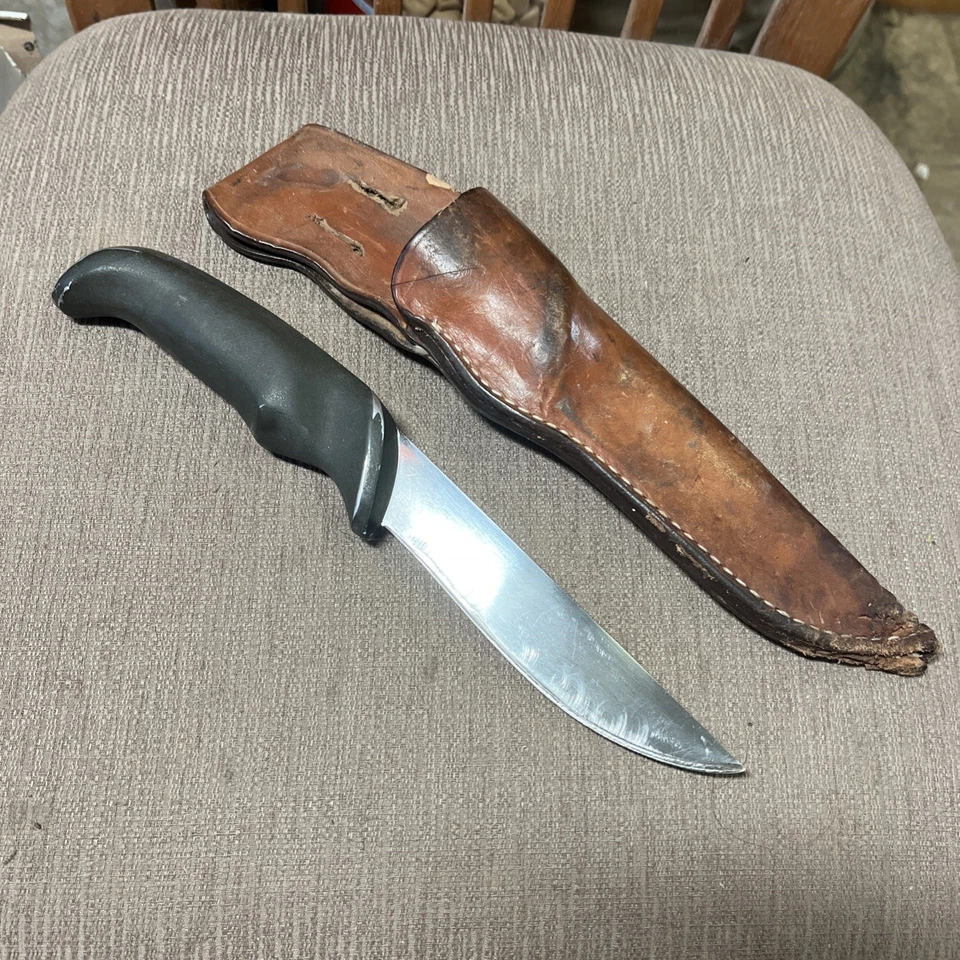 Vintage, Gerber Magnum Hunter, Amorhide, Large, Orig. Sheath - Image 1 of 4