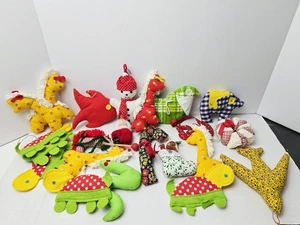 Vintage fabric quilted Christmas ornaments floral - Picture 1 of 6