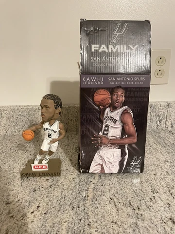 Kawhi Leonard San Antonio Spurs Collectible Bobblehead HEB Limited Edition Cover