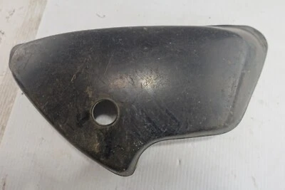 KAWASAKI F11 1973-1975 CUBIERTA LATERAL IZQUIERDA PANEL MATRÍCULA 36007-028-92 Foto 1 de 4
