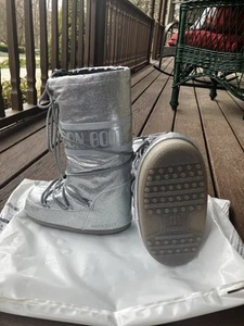 BOTA LUNA MUJER BOTAS BRILLO PLATA 14094400002 - Imagen 1 de 4
