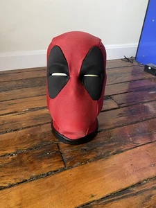 Hasbro Marvel Legends Interactive Electronic Deadpool's Head getestet funktioniert super! - Bild 1 von 8