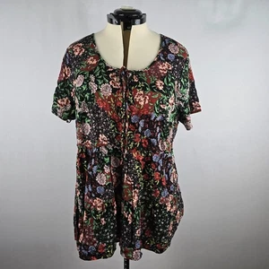 Torrid Blouse Women's 1X Lenny Babydoll Short Sleeve Black, Red Pink Floral NWT - Picture 1 of 11