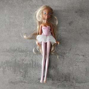 Bambola Winx Club Flora ballerina - Foto 1 di 2