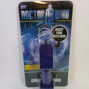 New In Package Rare BBC Dr Doctor Who Tardis Emergency Fund Keychain Die Cast - Picture 1 of 6