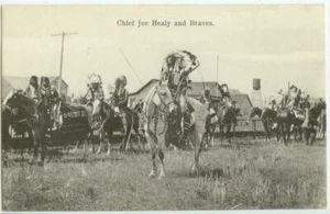 1907 Blackfeet Indians Chief Joe Healy and Braves - Imagen 1 de 1