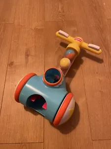 TOMY Toomies Pic & Pop Push Along Baby Toy | Toddler Ball Popper - Picture 1 of 1