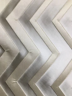 Tela para cortinas de tapicería brocado en zigzag TAUPE (54 pulgadas) Vendido por Foto 1 de 4