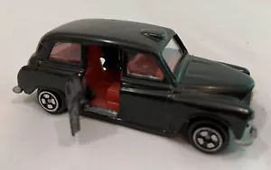 Corgi London Taxi Austin Suicide Doors Red Interior Good Condtion Made in China - Picture 1 of 7