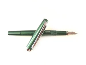 Noodler's Ink Standard Flex Fountain Pen - #17044 Amazon Pearl - Picture 1 of 4