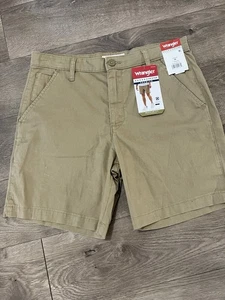 Wrangler Regular Fit Shorts Size 30 New - Picture 1 of 4