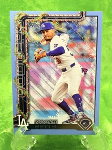 Mookie Betts - Light Blue Glitter - 2025 Topps Holiday #H52 Los Angeles Dodgers - Picture 1 of 11